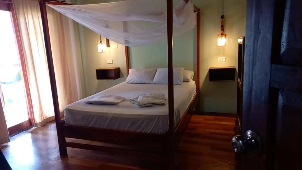 Sapa Inka Hostel มอนตาญิตาร์ ภายนอก รูปภาพ
